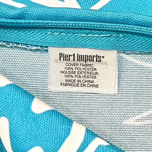 New Pier 1 Pillow Covers Set of 2 Pineapple Blue White Yellow Tropical - Picture 6 of 7